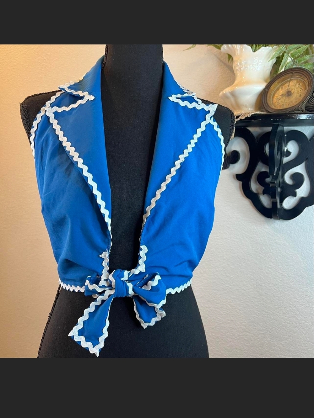 Blue Tie-Front Sleeveless Crop Top with White Trim